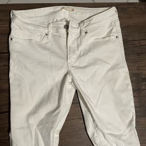 Levi’s 711 Skinny Jeans